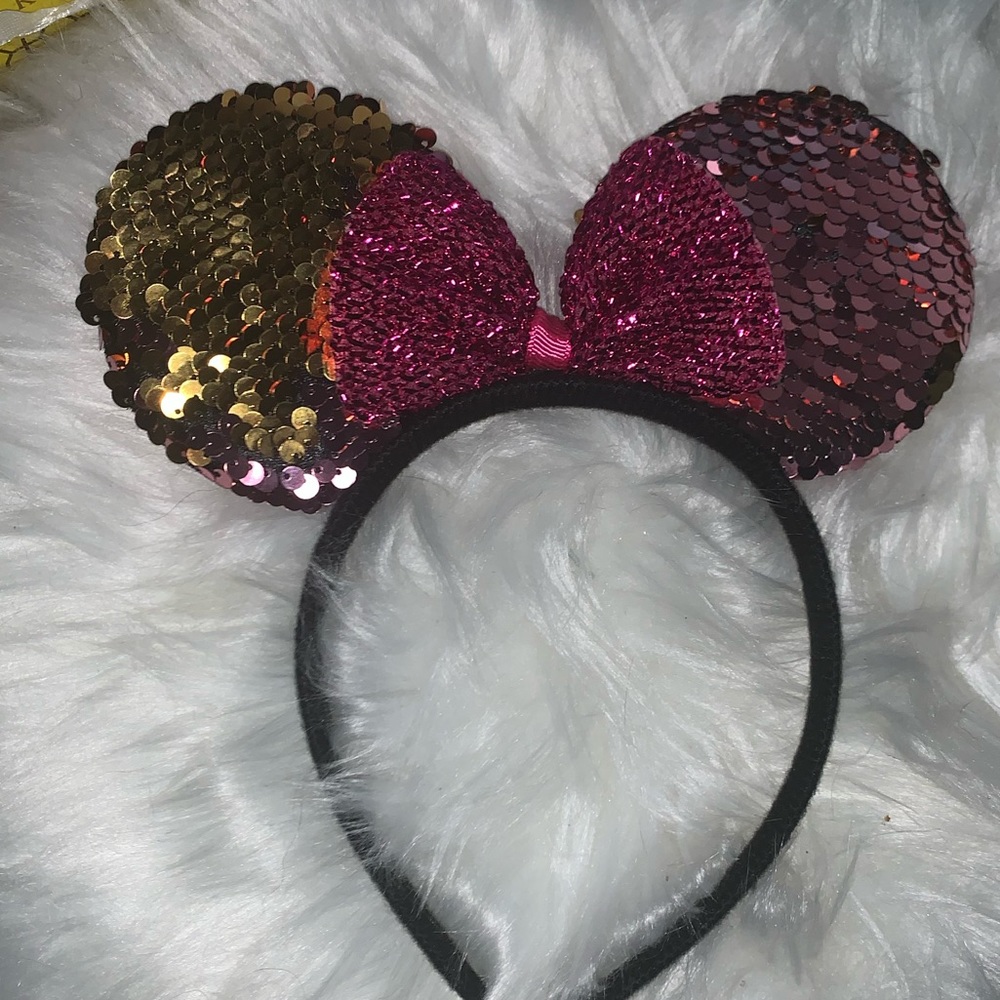 Minnie Mouse Ears - Picture 2 of 3
